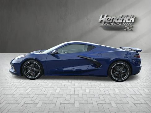 Used 2025 Chevrolet Corvette Stingray Premium Cpe w/ Z51 Performance Package RWD image 7