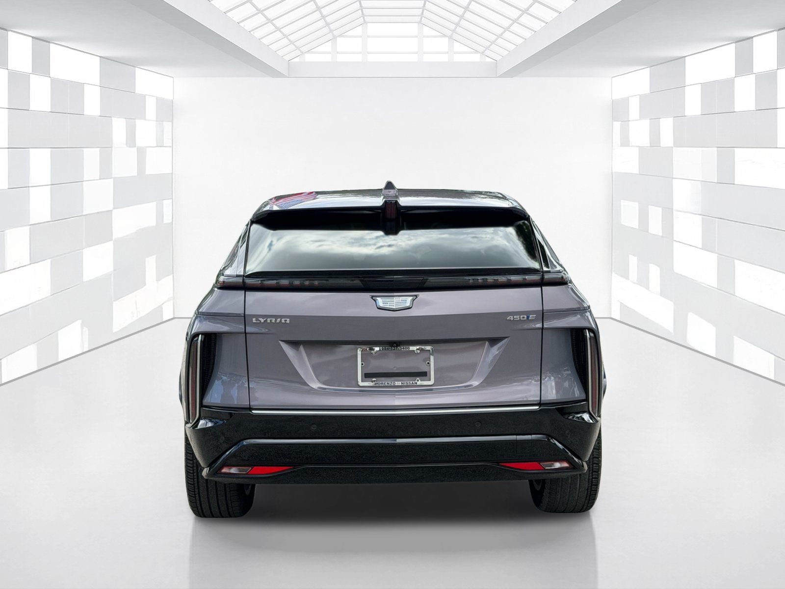 Used 2025 Cadillac Lyriq Luxury RWD image 6