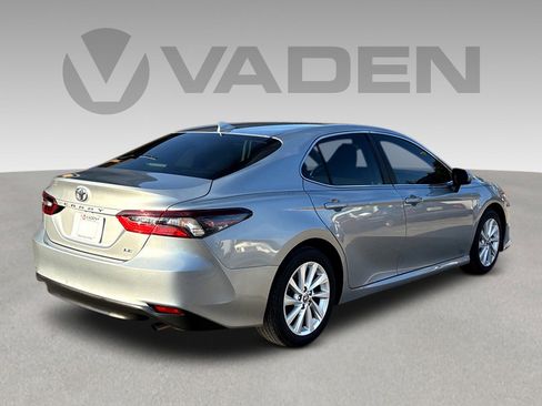 Used 2024 Toyota Camry LE image 24