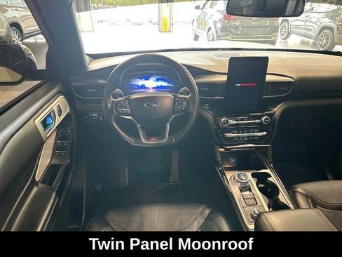 Used 2023 Ford Explorer ST w/ Equipment Group 401A AWD/4WD image 2