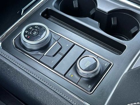 Certified 2024 Ford Expedition Max XLT image 21