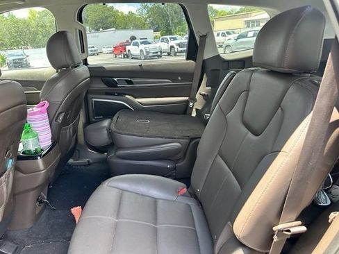 Used 2021 Kia Telluride SX w/ Towing Package FWD image 22
