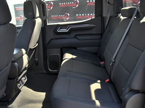 Used 2024 Chevrolet Silverado 1500 LT w/ Protection Package AWD/4WD image 32