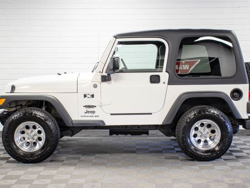 Used 2004 Jeep Wrangler X w/ Convenience Group AWD/4WD image 6