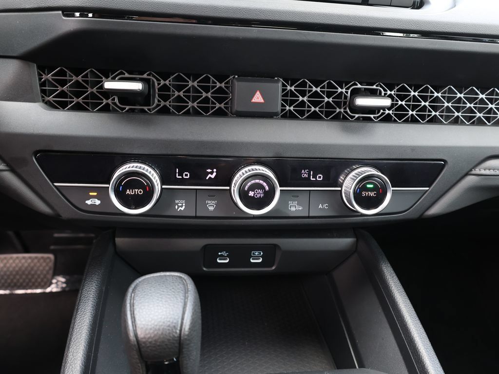 Used 2025 Honda Accord SE image 26