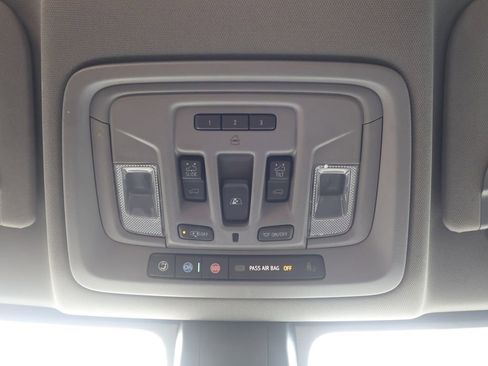 Used 2020 GMC Sierra 2500 Denali w/ Denali Ultimate Package image 34