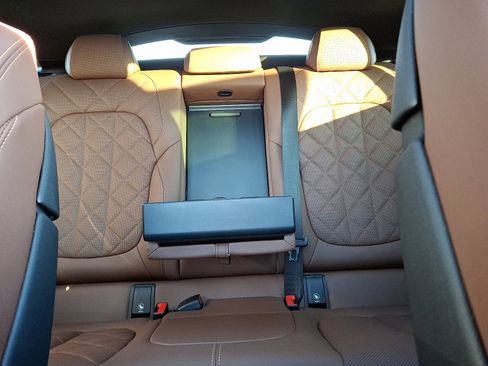 Used 2024 BMW X6 xDrive40i w/ Premium Package image 19