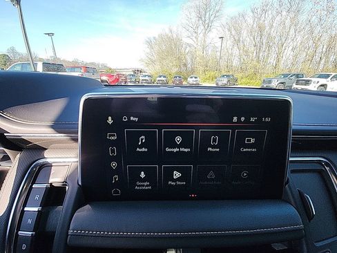 Used 2023 GMC Yukon AT4 w/ AT4 Premium Plus Package image 21