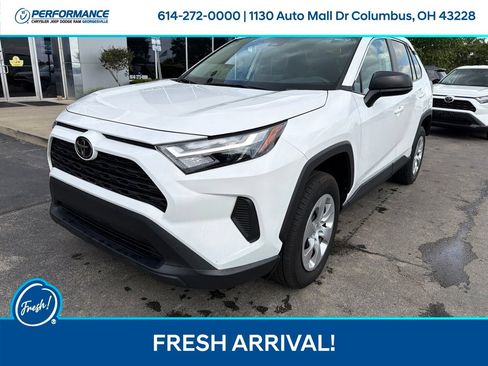 Used 2025 Toyota RAV4 LE FWD image 4