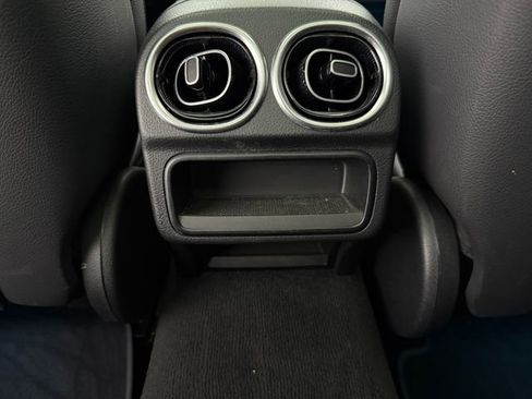 Used 2024 Mercedes-Benz C 300 Sedan image 32