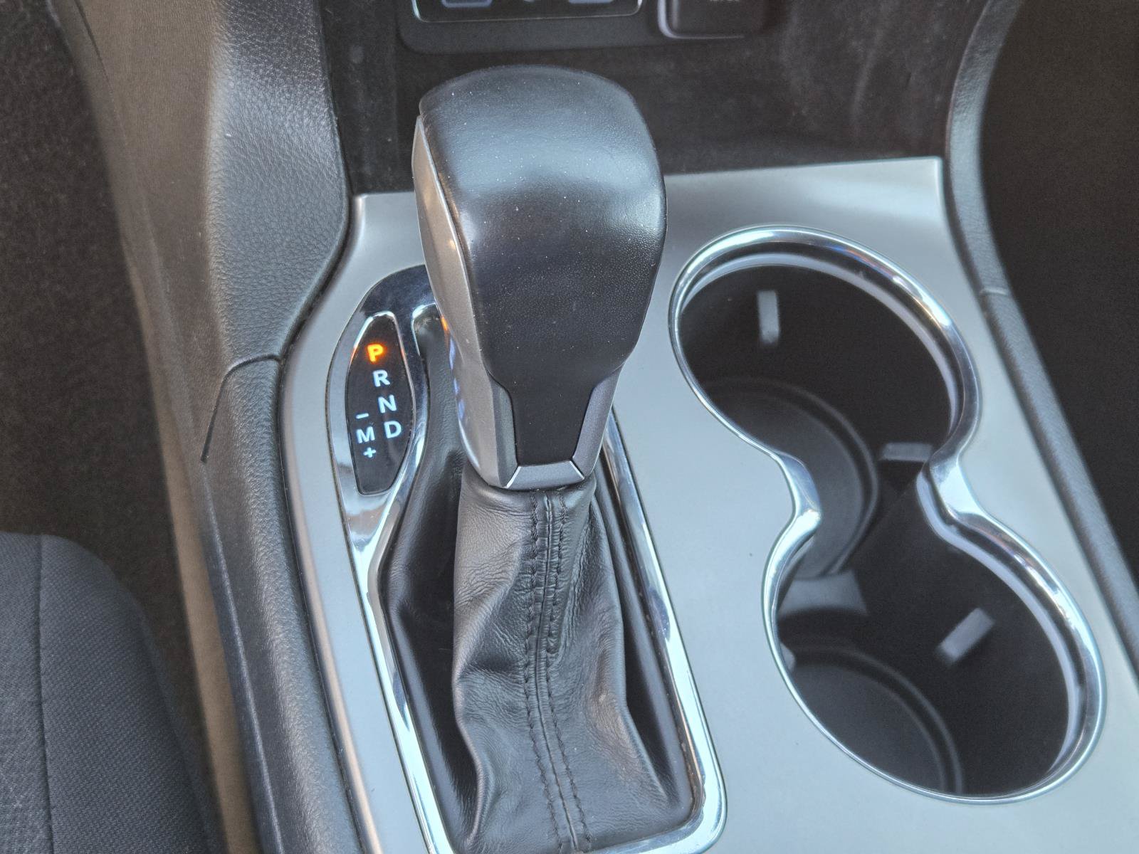 Used 2021 Jeep Grand Cherokee Laredo RWD image 14