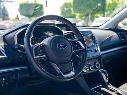 Used 2021 Subaru Crosstrek 2.5i Limited w/ Moonroof Package 2 AWD/4WD image 15