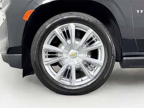 Used 2024 Chevrolet Tahoe High Country AWD/4WD image 47