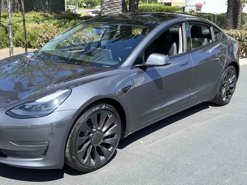Used 2023 Tesla Model 3 Performance image 42