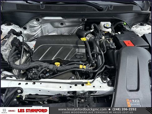 Used 2024 Buick Envista Sport Touring w/ Convenience I Package FWD image 12