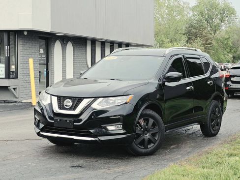 Used 2019 Nissan Rogue SV AWD/4WD image 2