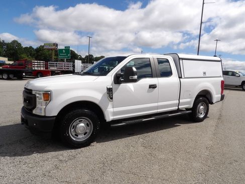 Used 2020 Ford F250 XL RWD image 3