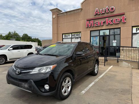 Used 2014 Toyota RAV4 XLE FWD image 5