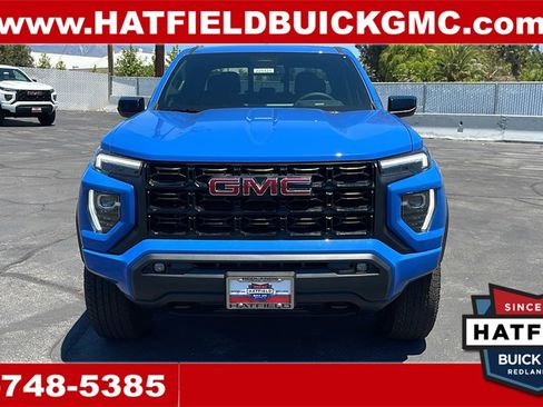 New 2025 GMC Canyon Elevation w/ Convenience Package image 8