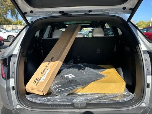 New 2026 Hyundai Tucson Limited image 40