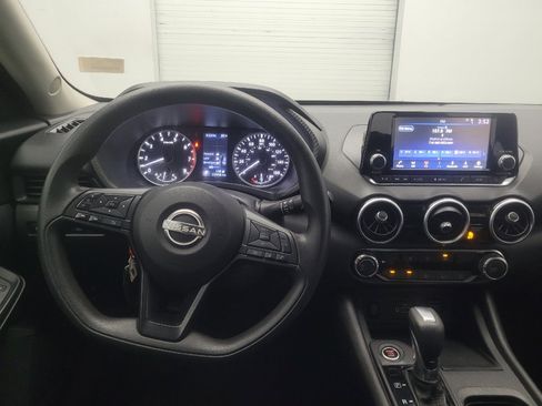 Used 2024 Nissan Sentra S FWD image 22