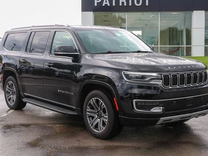 Used 2024 Jeep Wagoneer L Series II w/ Flexible Seating Group