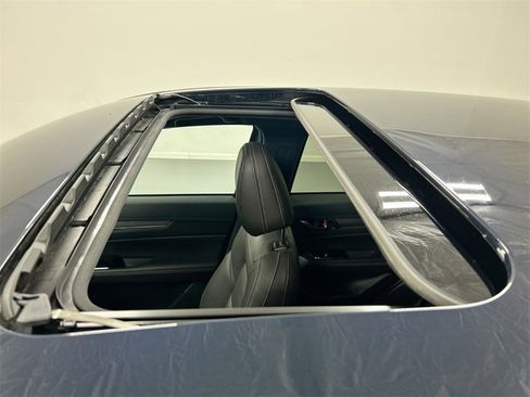 Certified 2025 MAZDA CX-5 Signature image 19