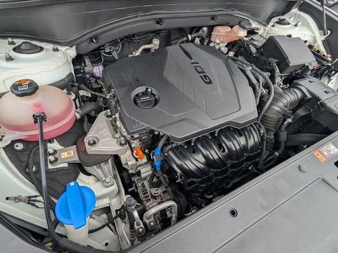 Used 2022 Hyundai Santa Fe SE image 15