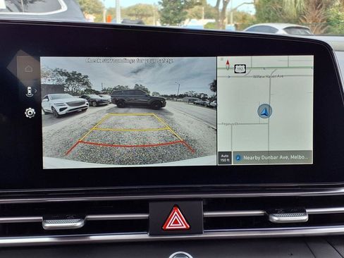 New 2025 Hyundai Elantra SEL image 16