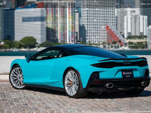 Used 2023 McLaren GT image 10
