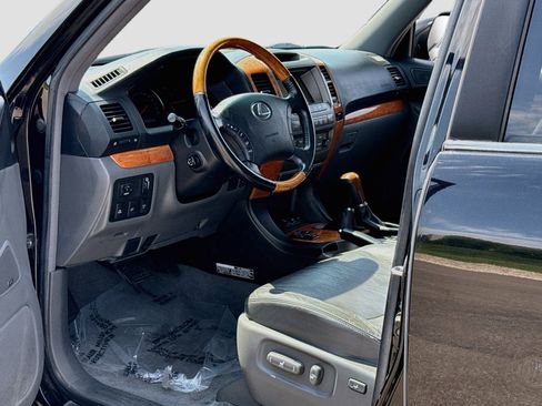 Used 2004 Lexus GX 470 AWD/4WD image 11
