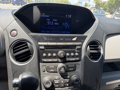 Used 2015 Honda Pilot EX-L image 10