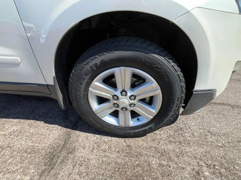 Used 2014 Chevrolet Traverse LT FWD image 22