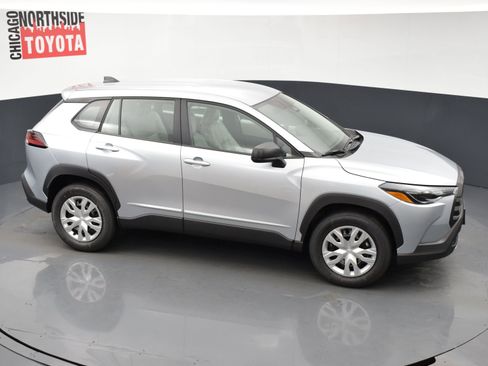 Used 2026 Toyota Corolla Cross L image 22