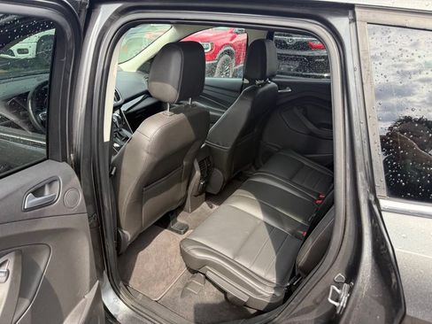 Used 2015 Ford Escape Titanium AWD/4WD image 6