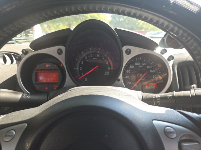 Used 2013 Nissan 370Z Coupe RWD image 18