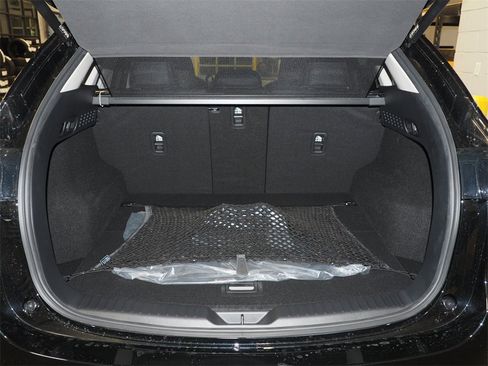 New 2025 MAZDA CX-5 Carbon Edition image 3