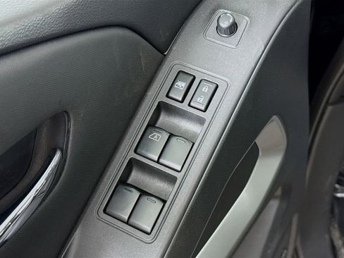 Used 2024 Nissan Frontier SL w/ Technology Package image 20