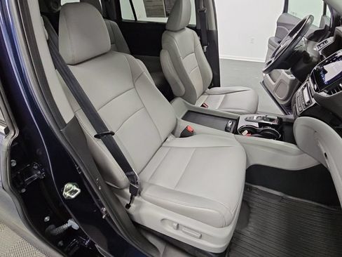 Used 2021 Honda Pilot Touring image 45