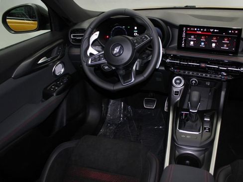 New 2024 Dodge Hornet R/T Plus image 15