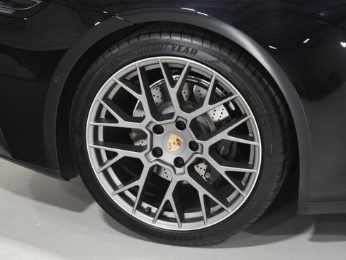 Used 2026 Porsche 911 Carrera RWD image 14