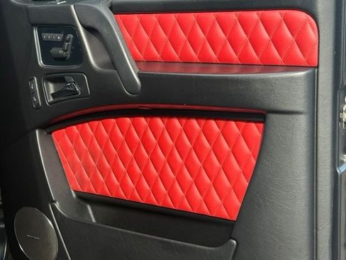 Used 2014 Mercedes-Benz G 63 AMG 4MATIC image 30