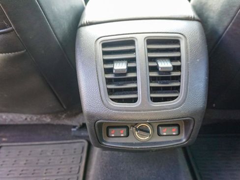 Used 2010 Ford Taurus SHO image 23