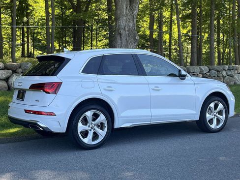 Used 2023 Audi Q5 2.0T Premium Plus w/ Premium Plus Package AWD/4WD image 32