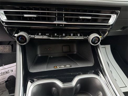 New 2026 Chevrolet Traverse LT w/ Driver Confidence Package image 51