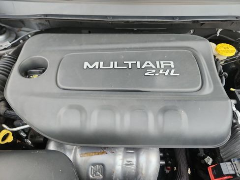 Used 2014 Jeep Cherokee Latitude image 23