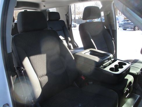 Used 2016 Chevrolet Tahoe 2WD image 21