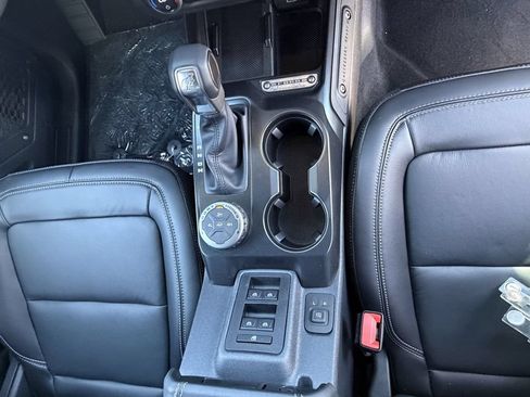 New 2026 Ford Bronco Outer Banks AWD/4WD image 13