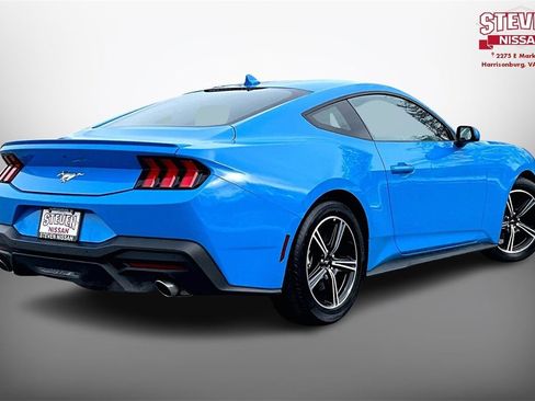 Used 2024 Ford Mustang Premium image 6