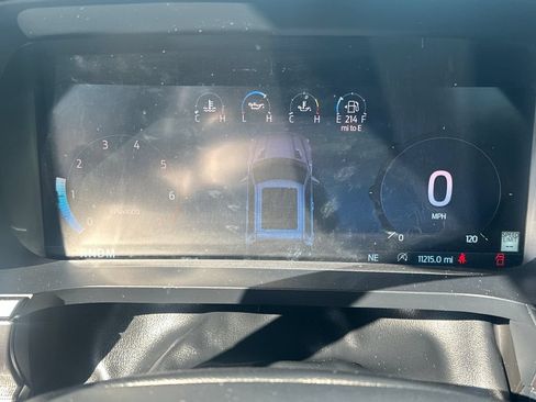 Used 2025 Ford F150 Lariat AWD/4WD image 15